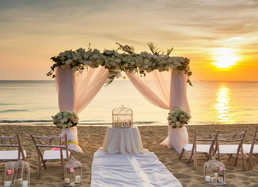 beach wedding decoration